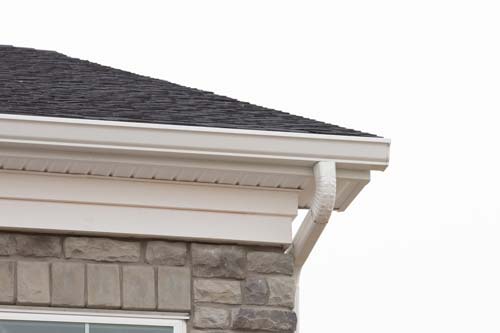 Seamles gutter on a home.
